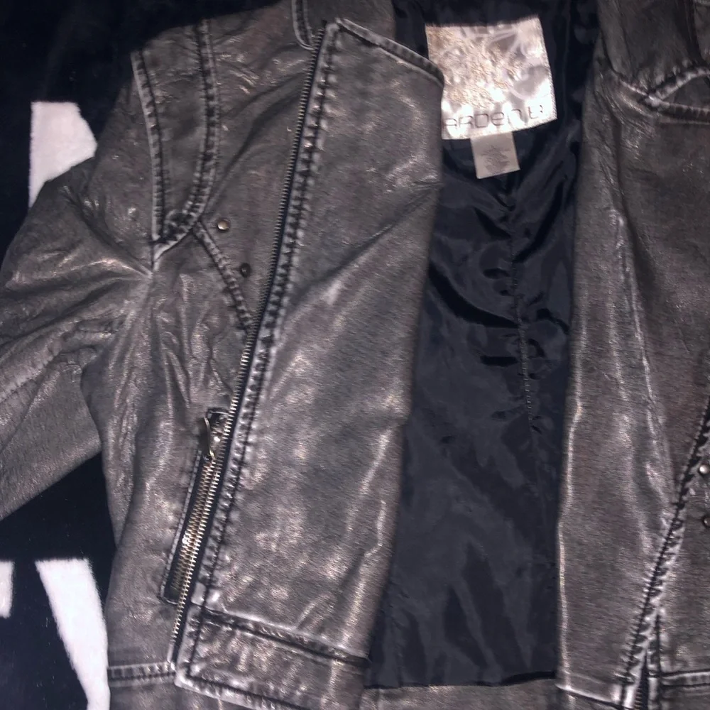 Jacket - Picture 5 of 6